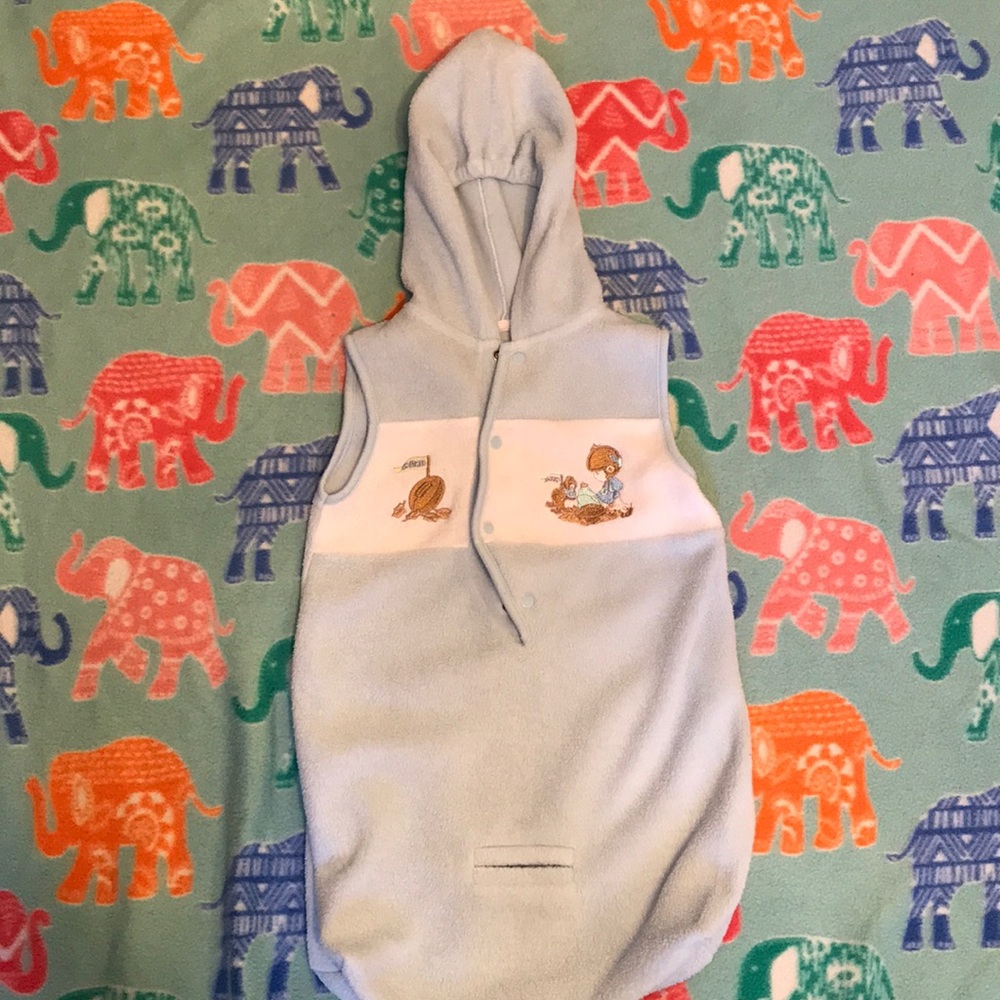 Precious moments infant boys bag for car seat.